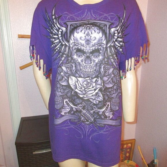 Winged Cyber Skull T-Shirt Size XL Beaded Fringe Short Sleeves Goth Chaos Wicked - Picture 2 of 7